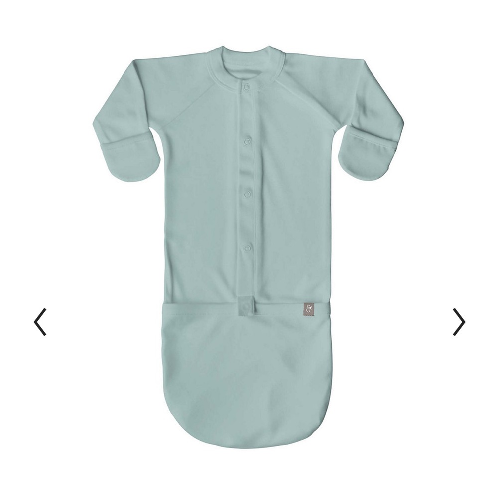 Goumi Organic Cotton Blend Convertible Gown - Baby

Color: Seaglass